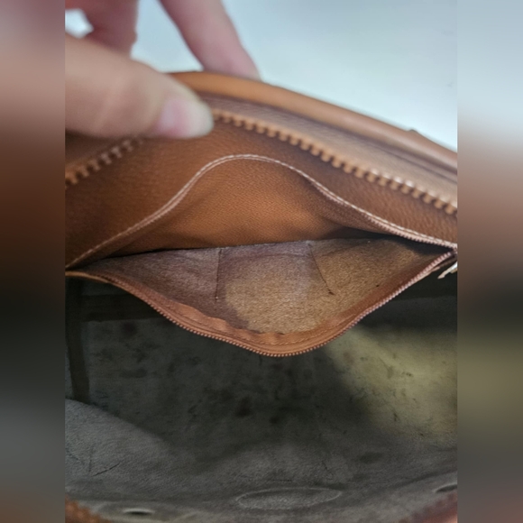 Dooney & Bourke Speedy Satchel Bag in cream leather - Picture 7 of 15